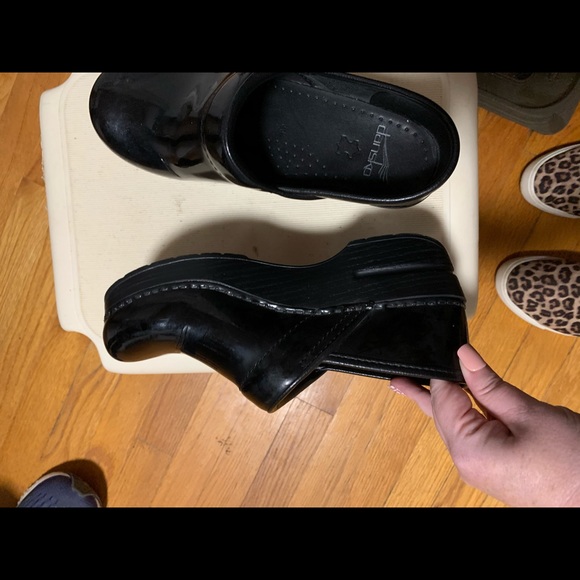 Dansko clogs size 6 - Picture 2 of 4